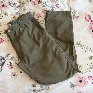 LIVSN EcoTrek Trail Pants in Olive Green - Size 32x30
